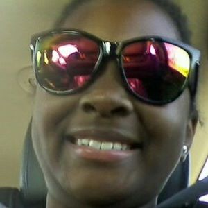 Meet your Posher, Simone